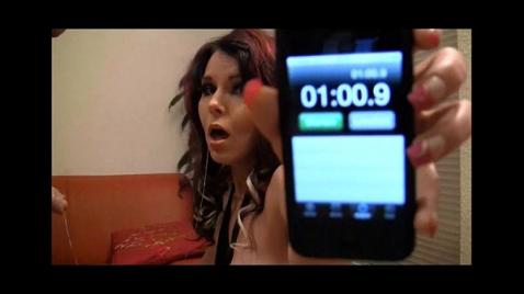 Шлюха у доски училка трахается с парнями