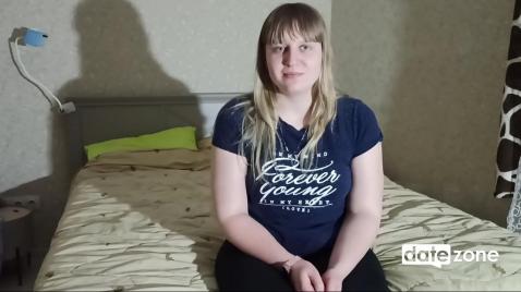 Жирная шлюха ублажает хозяина в сексе